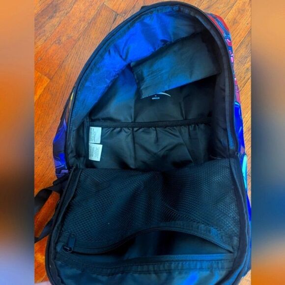 Space Junk Transformers Backpack - Picture 8 of 8